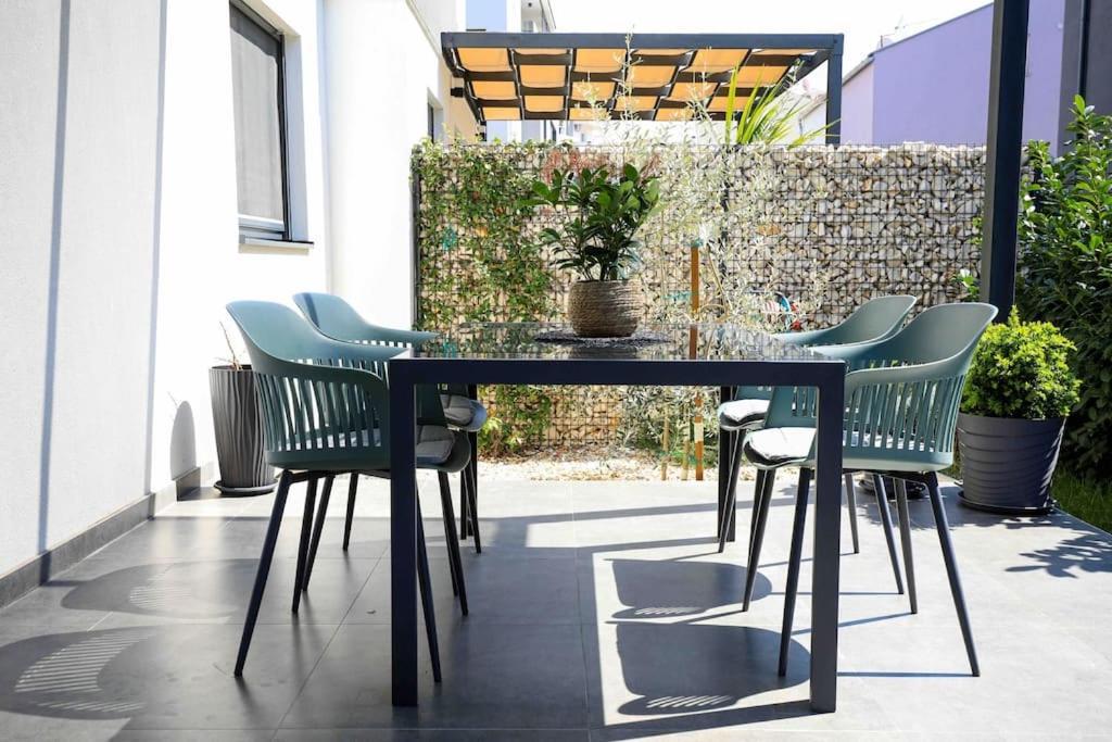 Apartman Anna 자다르 외부 사진